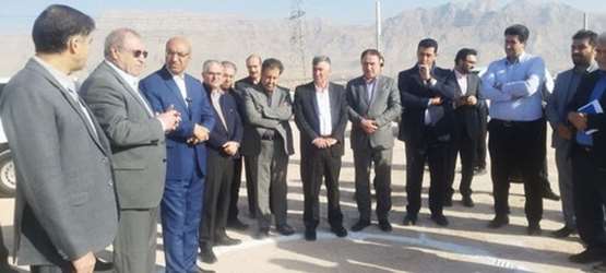 آغاز اجرای بسته ۱۸ مگاواتی انرژی خورشیدی در کرمانشاه / کلنگ نیروگاه یک مگاواتی به زمین خورد 